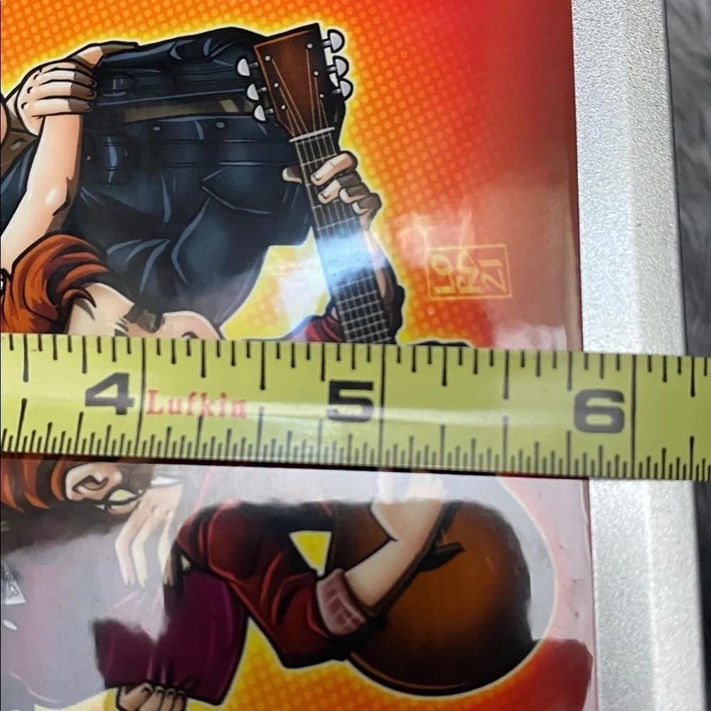 RARE Riverdale 100th Episode Cast
Crew Gift Lunch Box Lord Mesa art
Lunchbox - Picture 16 of 16